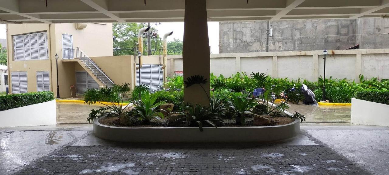 The Persimmon Studios Cebu Luaran gambar